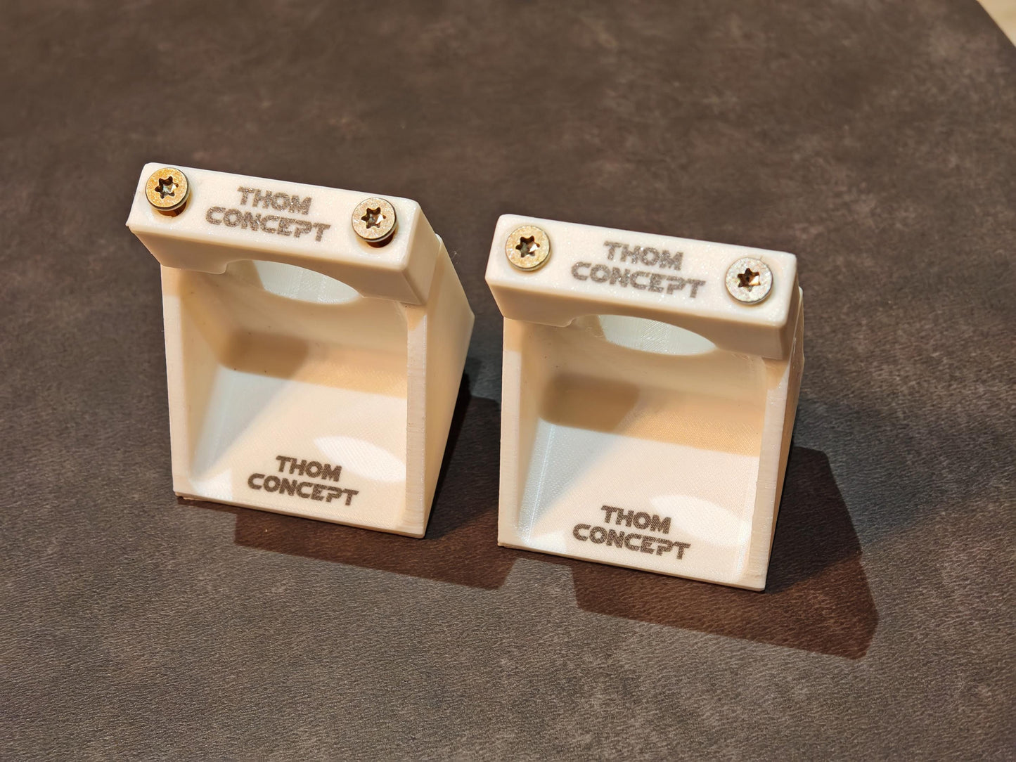 Luba 2 / Yuka RTK antenna wall mount. Adjustable offset