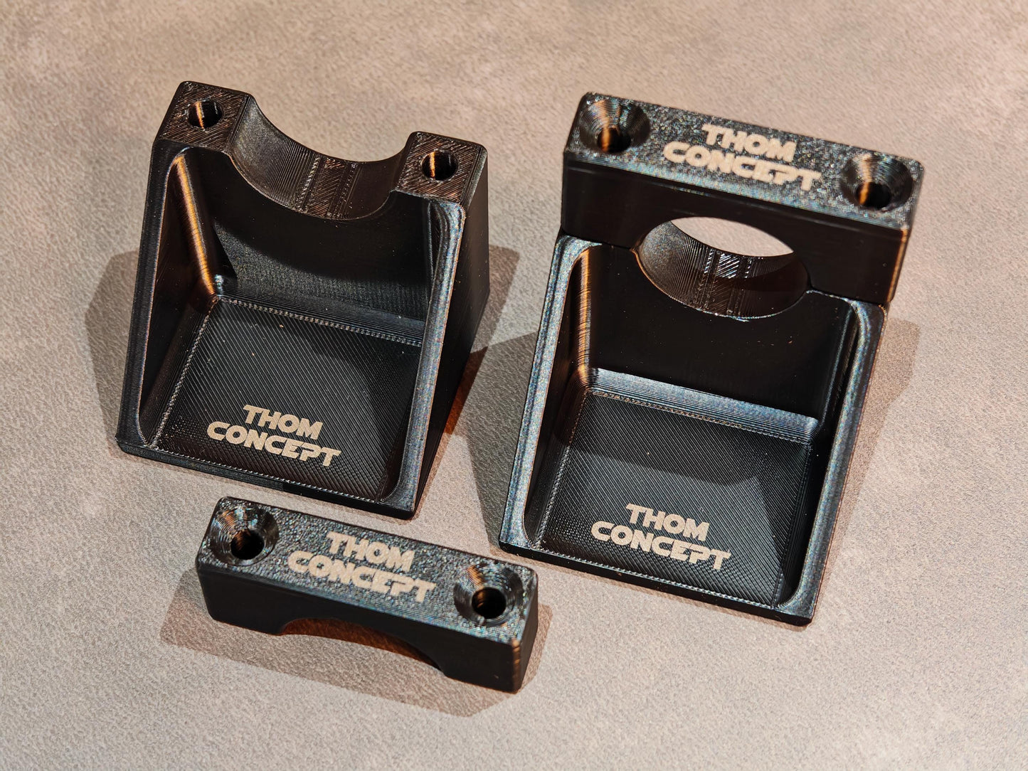 Luba 2 / Yuka RTK antenna wall mount. Adjustable offset