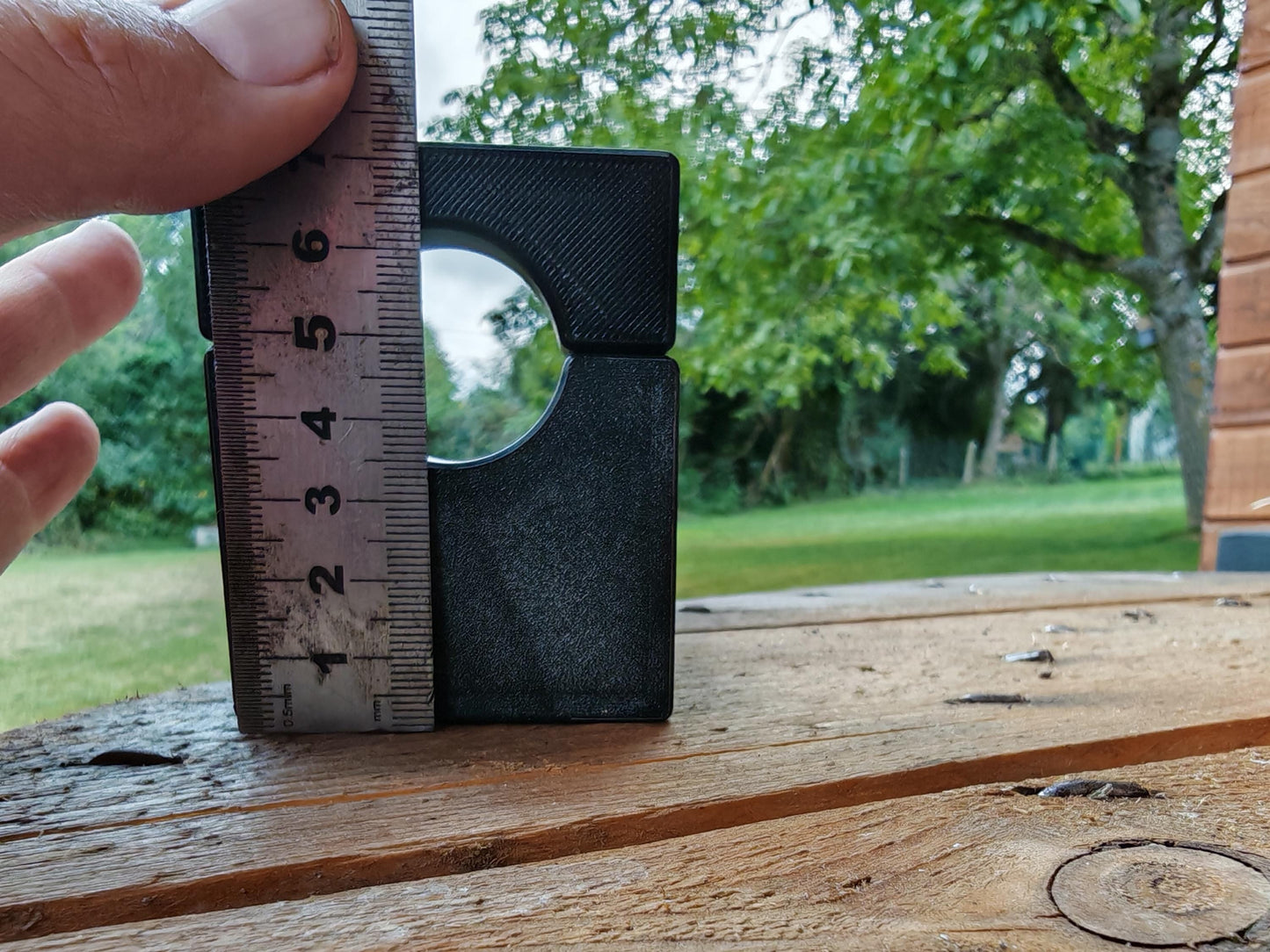 Luba 2 / Yuka RTK antenna wall mount. Adjustable offset